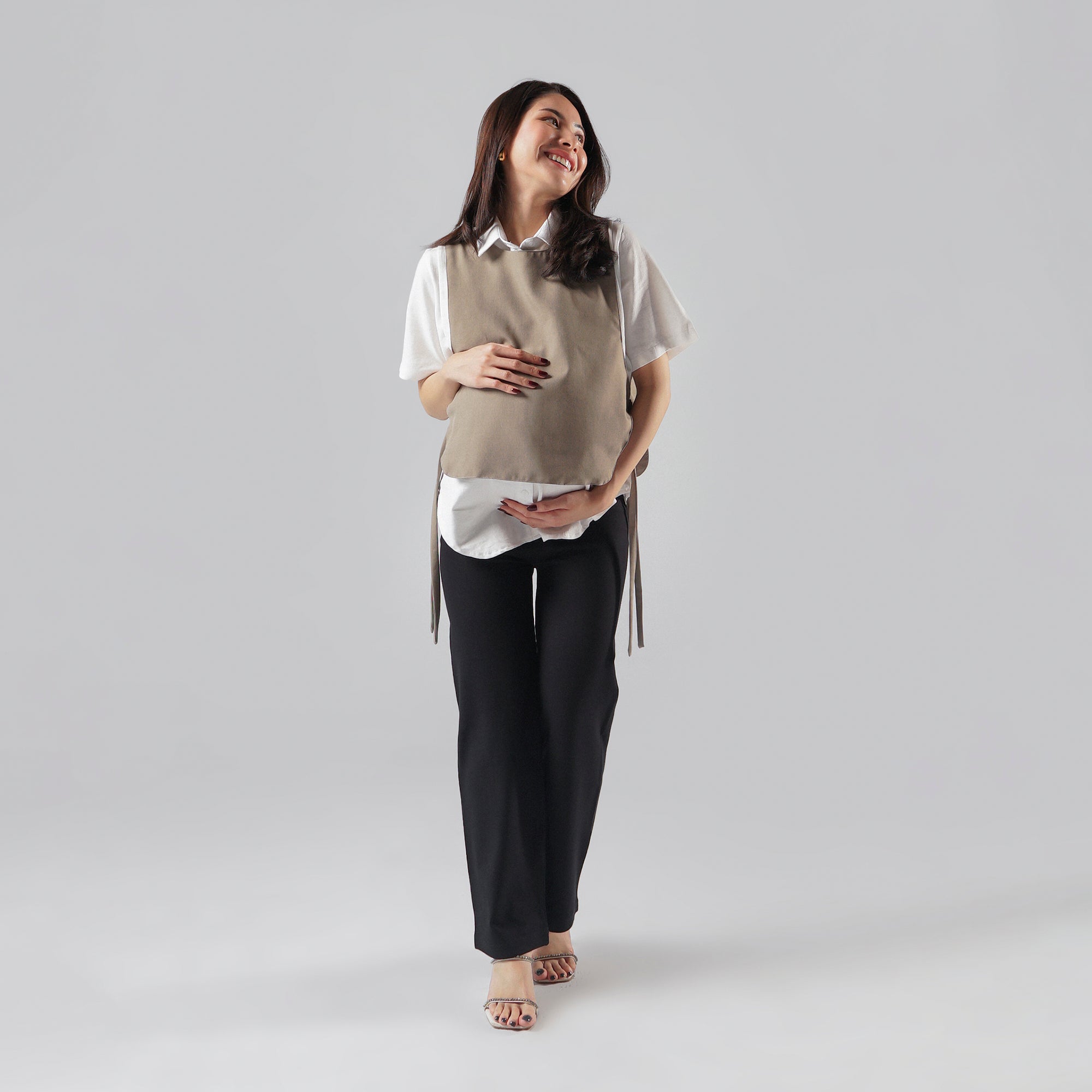 Maeva Short Sleeve Shirt in Taupe