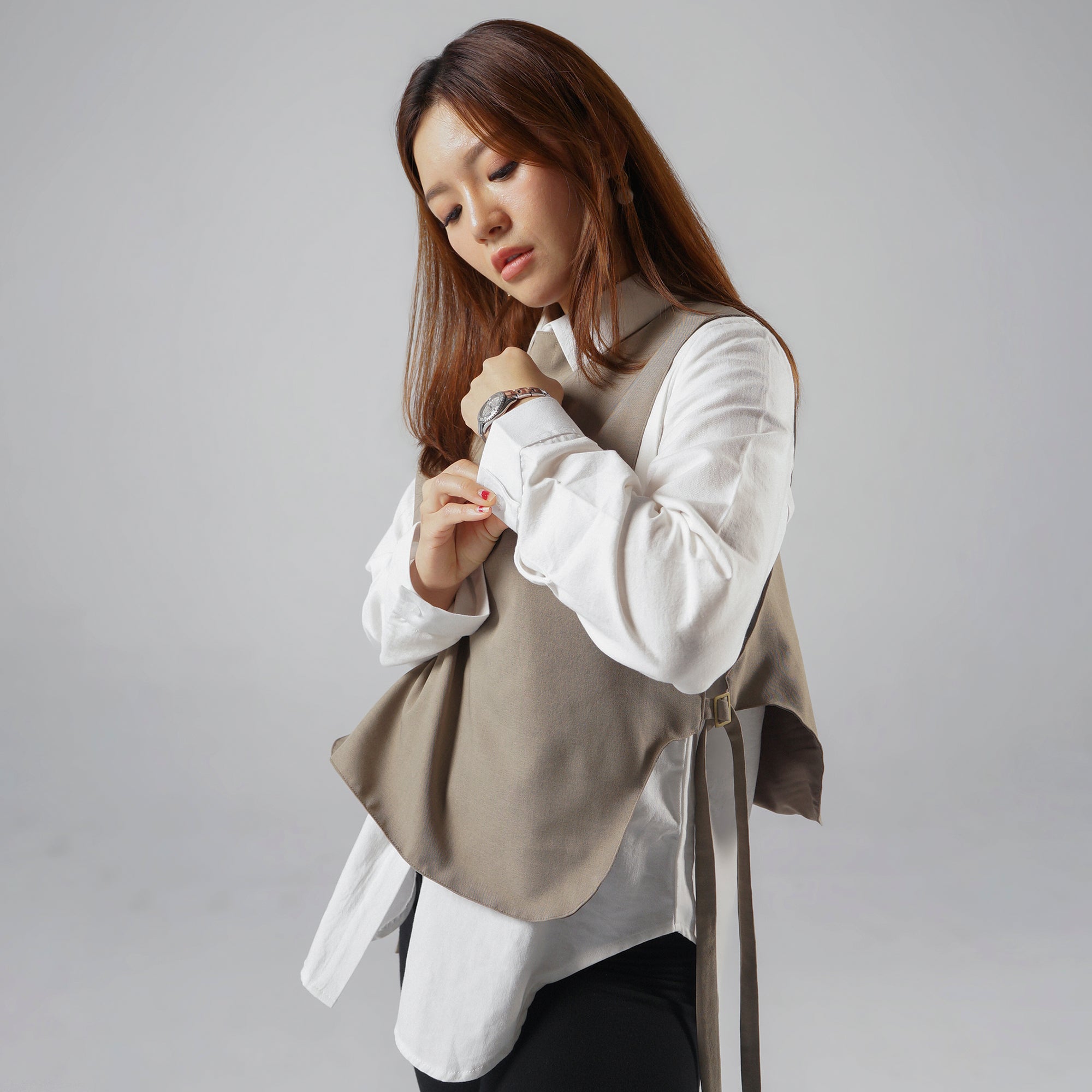 Maeva Long Sleeve Shirt in Taupe