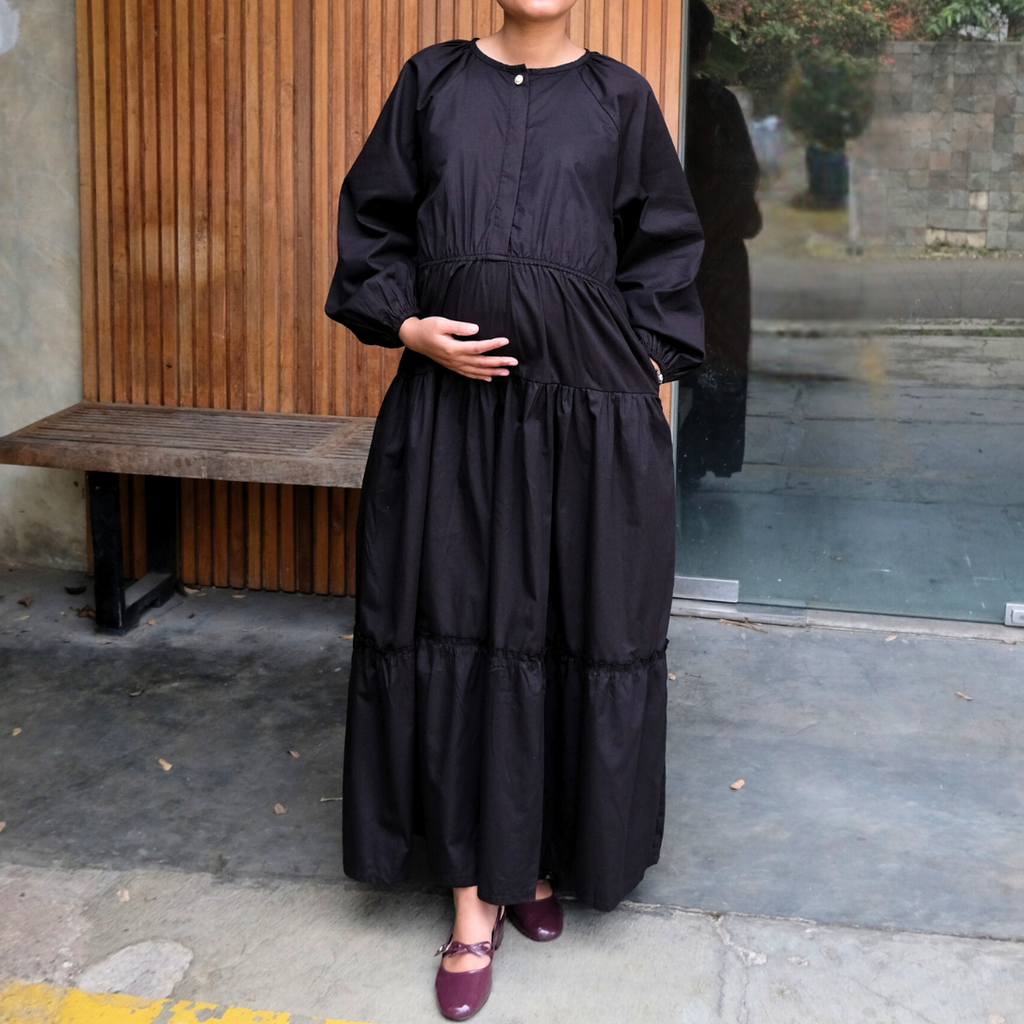 Chayara Ruffle Gamis in Black