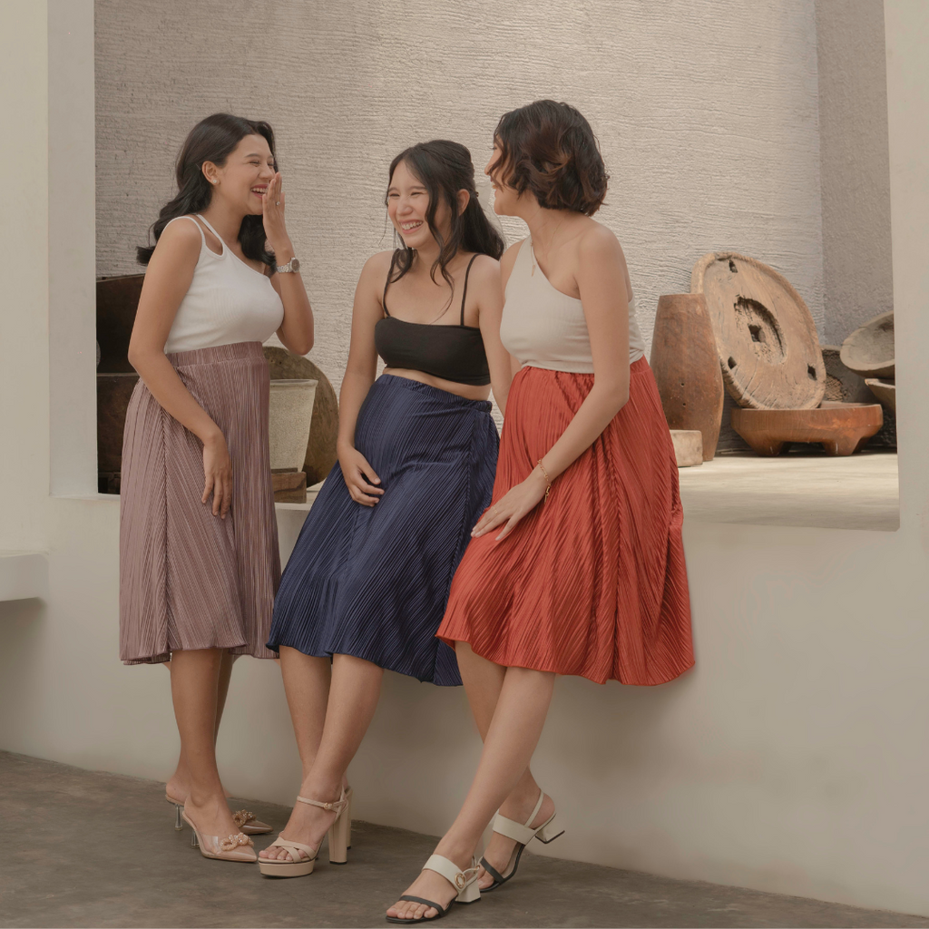 Naomi Skirt With Pleats In Burnt Orange