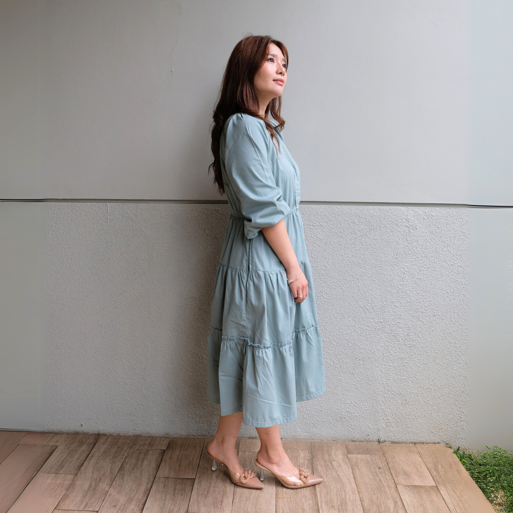 Chayara Ruffle Midi Dress in Sapphire