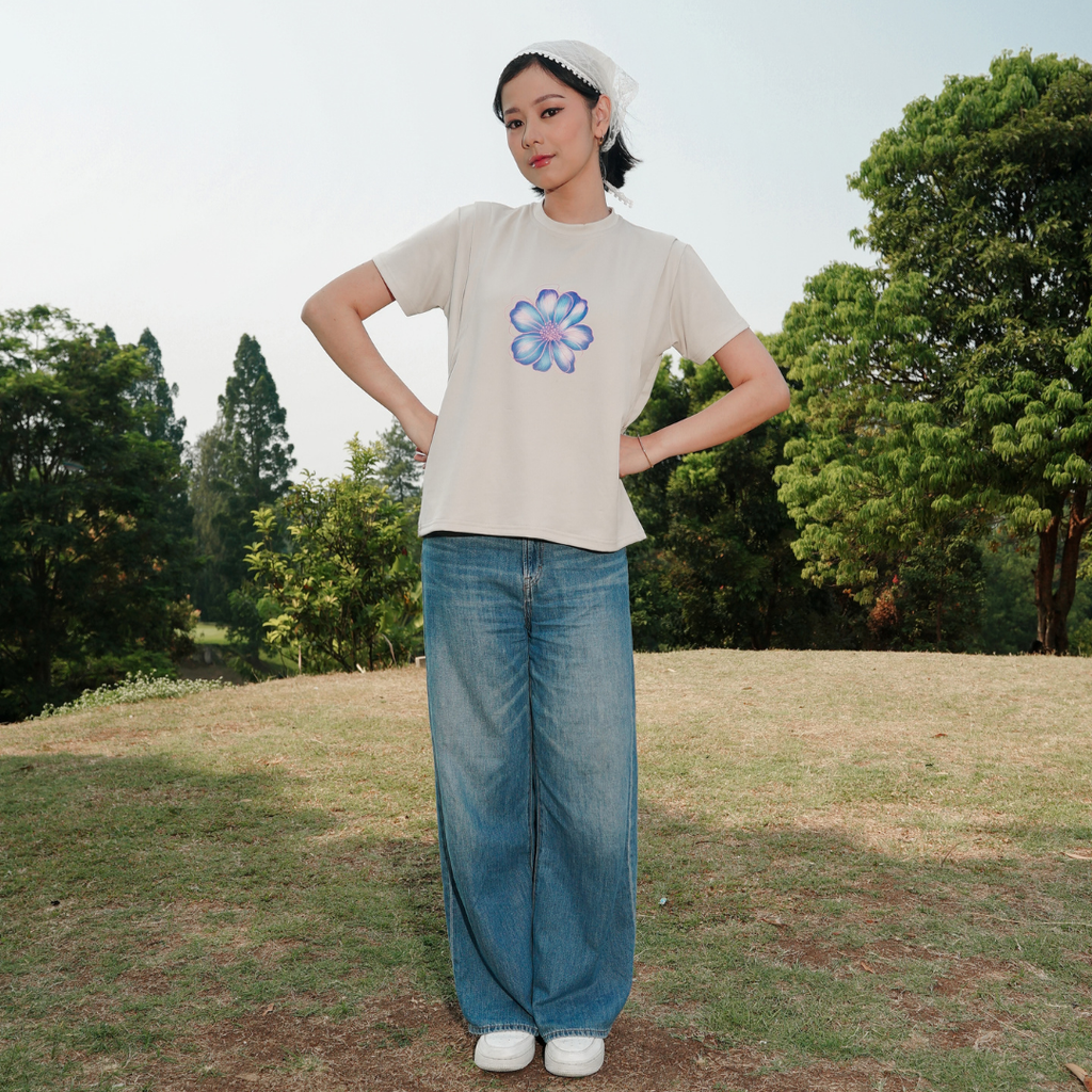 Bloom Nursing Tee in Sand
