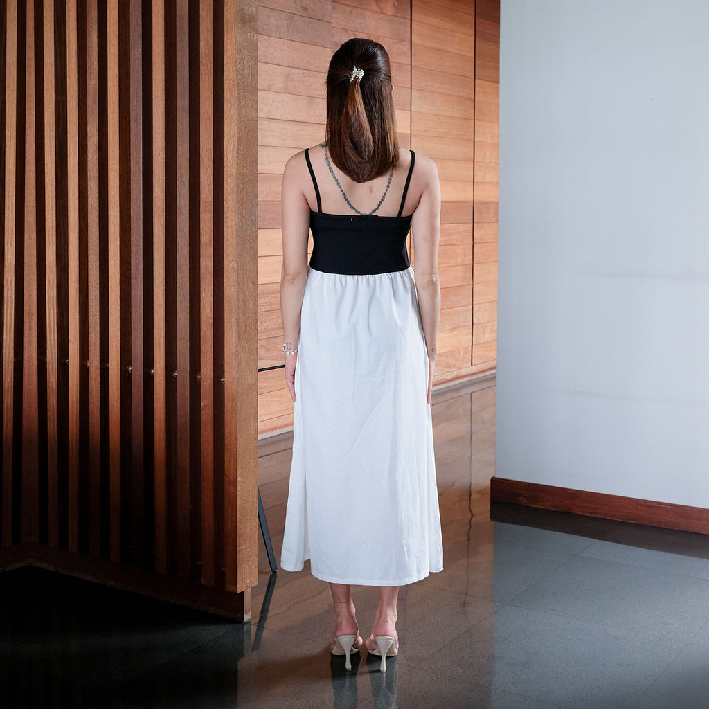 Amy Nursing & Maternity Dress in White