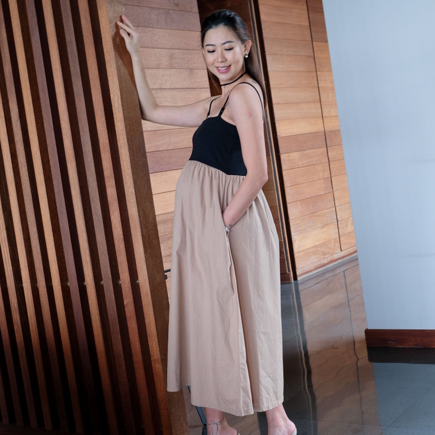 Amy Nursing & Maternity Dress in Tan