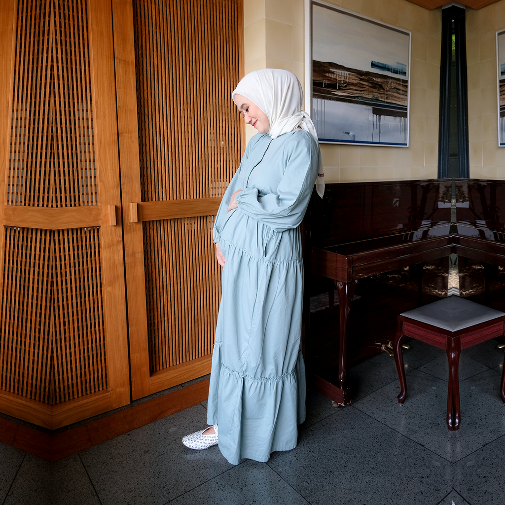 Chayara Ruffle Gamis in Sapphire