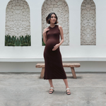 Muat gambar ke penampil Galeri, Penelope Bodyfitted Dress in Choco Bar
