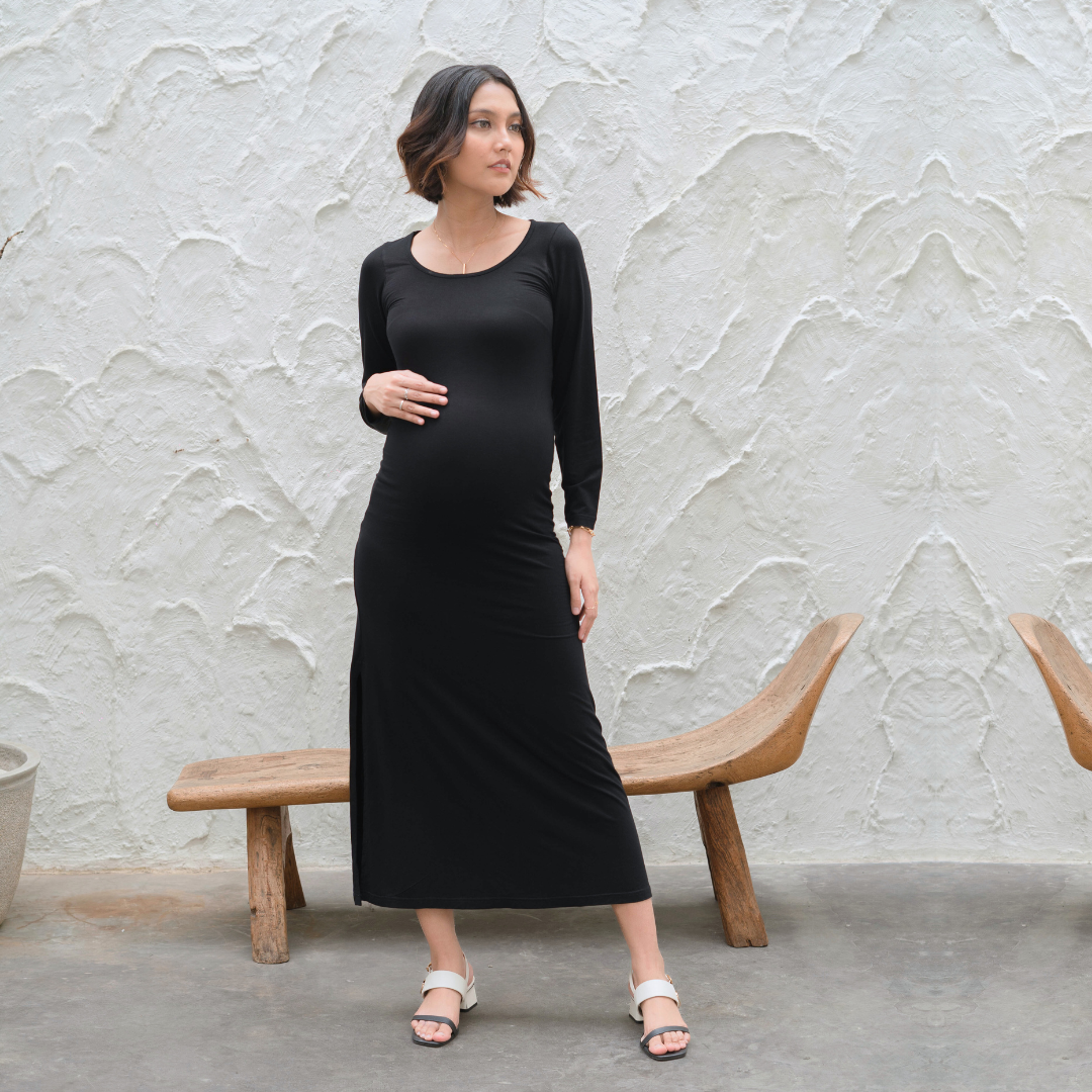 Lizbeth Bodyfit Dress In Demi Black