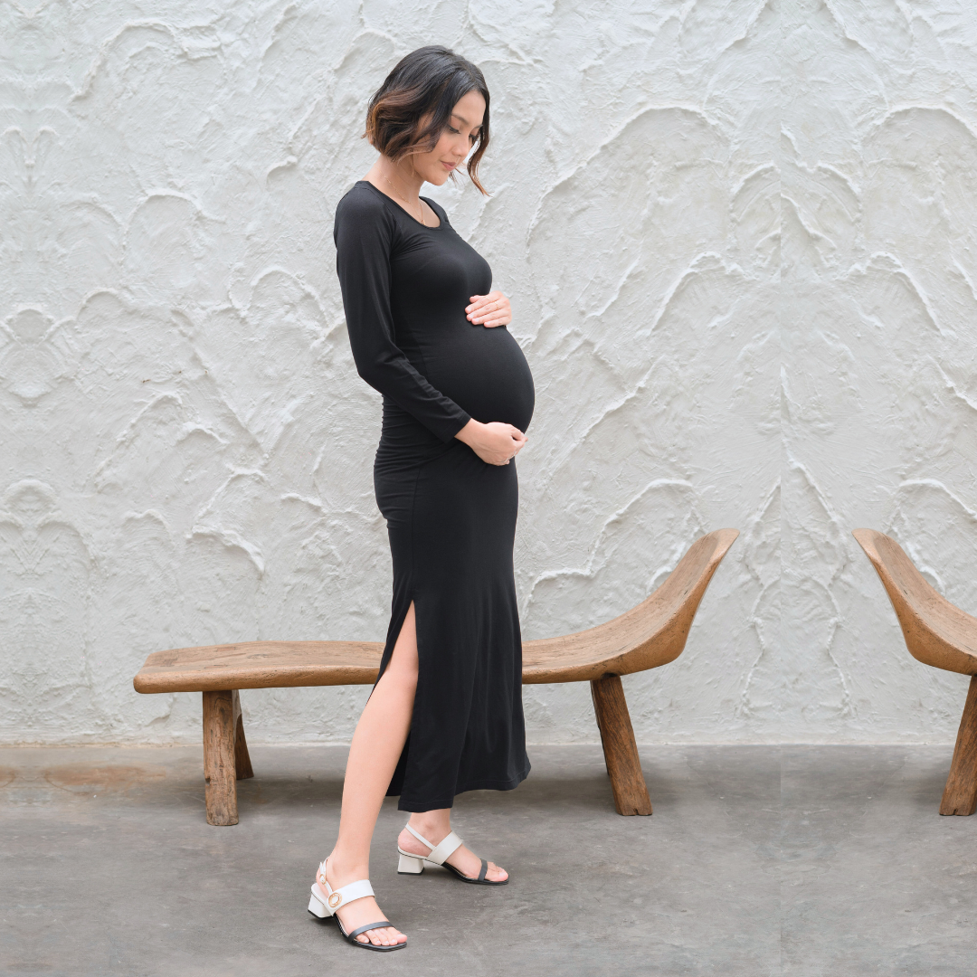 Lizbeth Bodyfit Dress In Demi Black