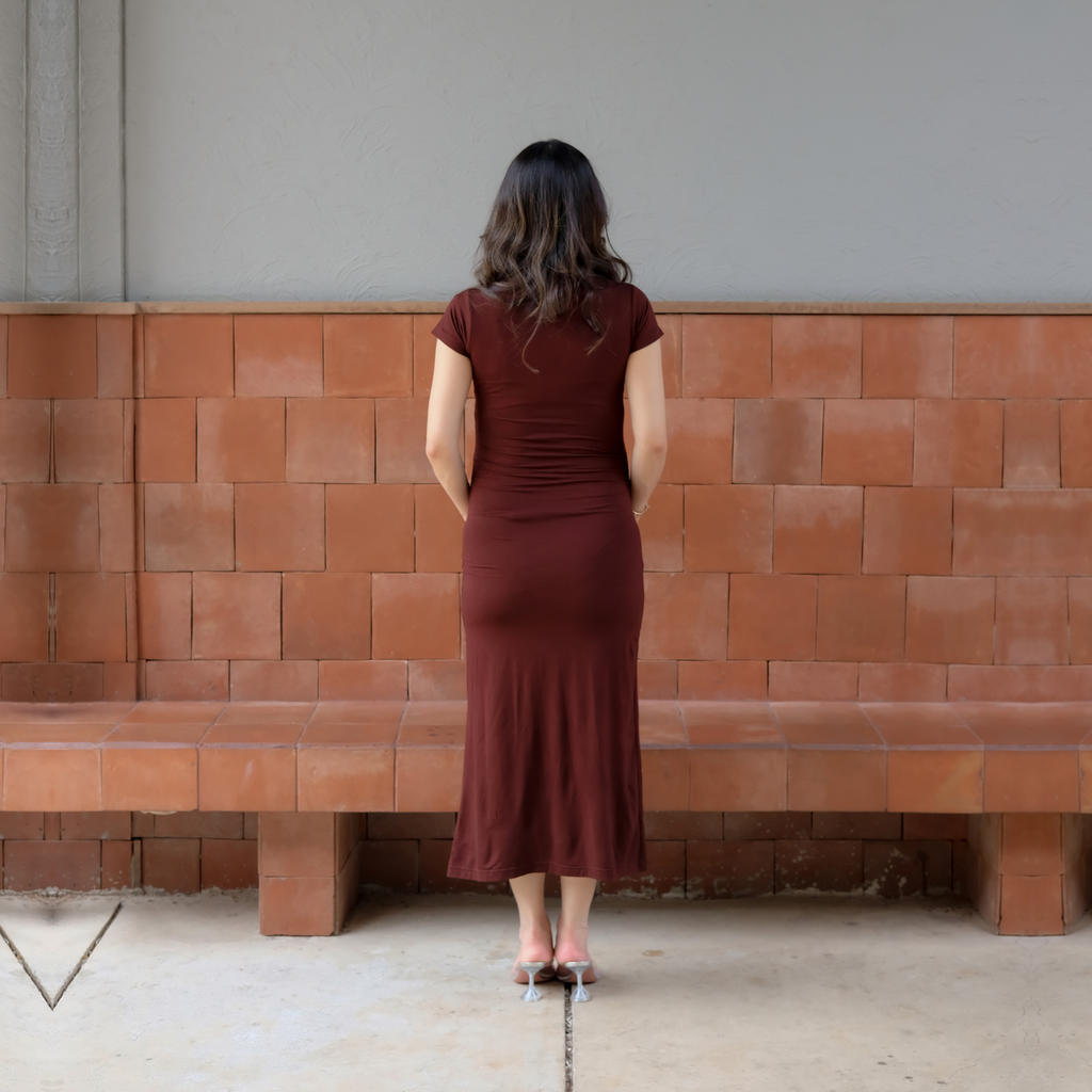 Julia Body Fit Dress in Chocolate