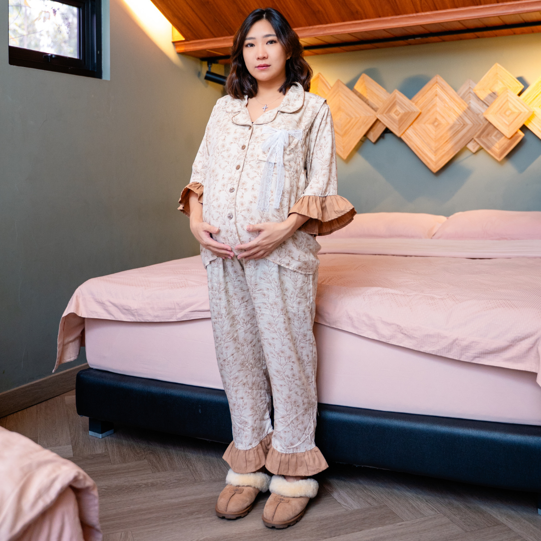 Roona Long Sets Pajamas in Beige Blossom
