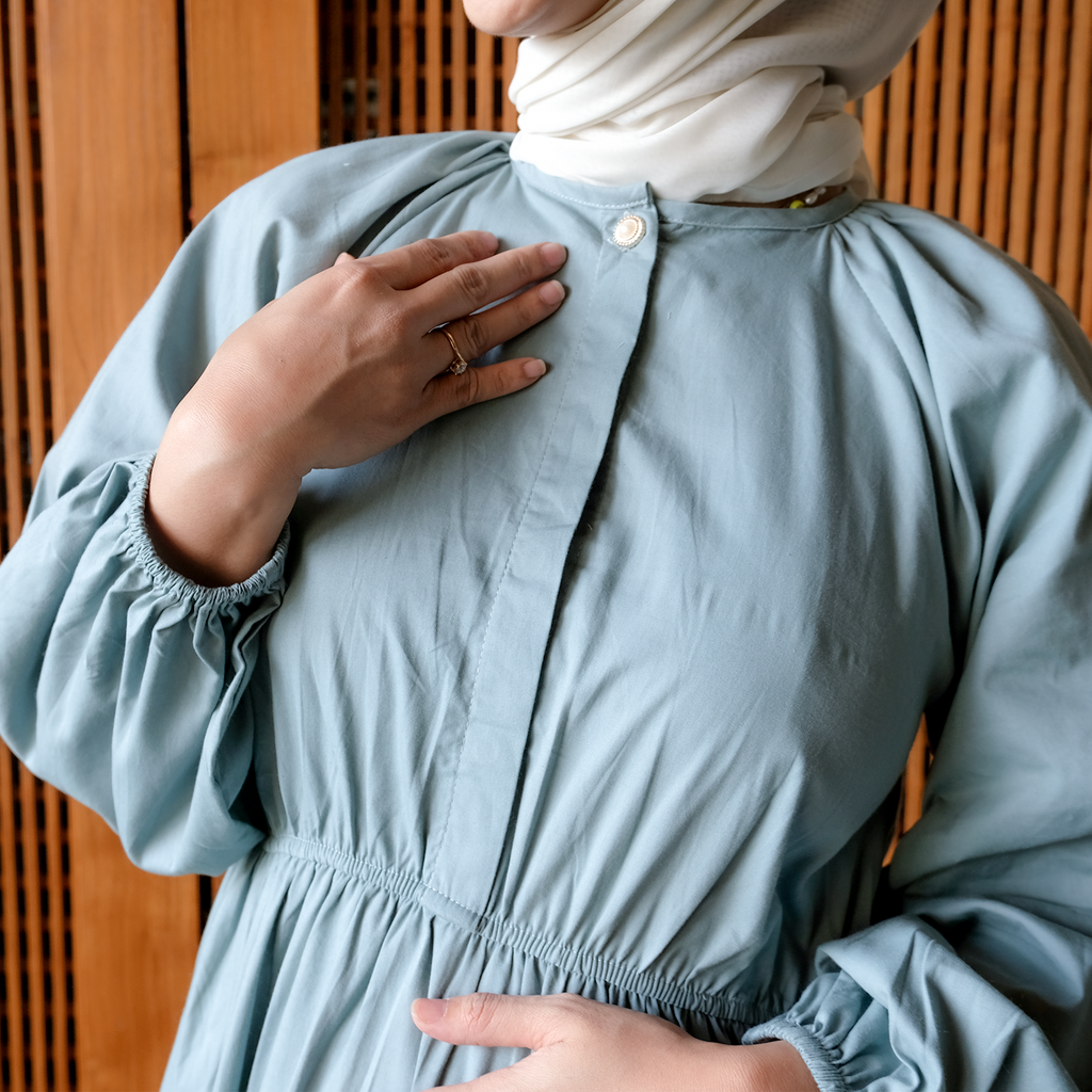 Chayara Ruffle Gamis in Sapphire