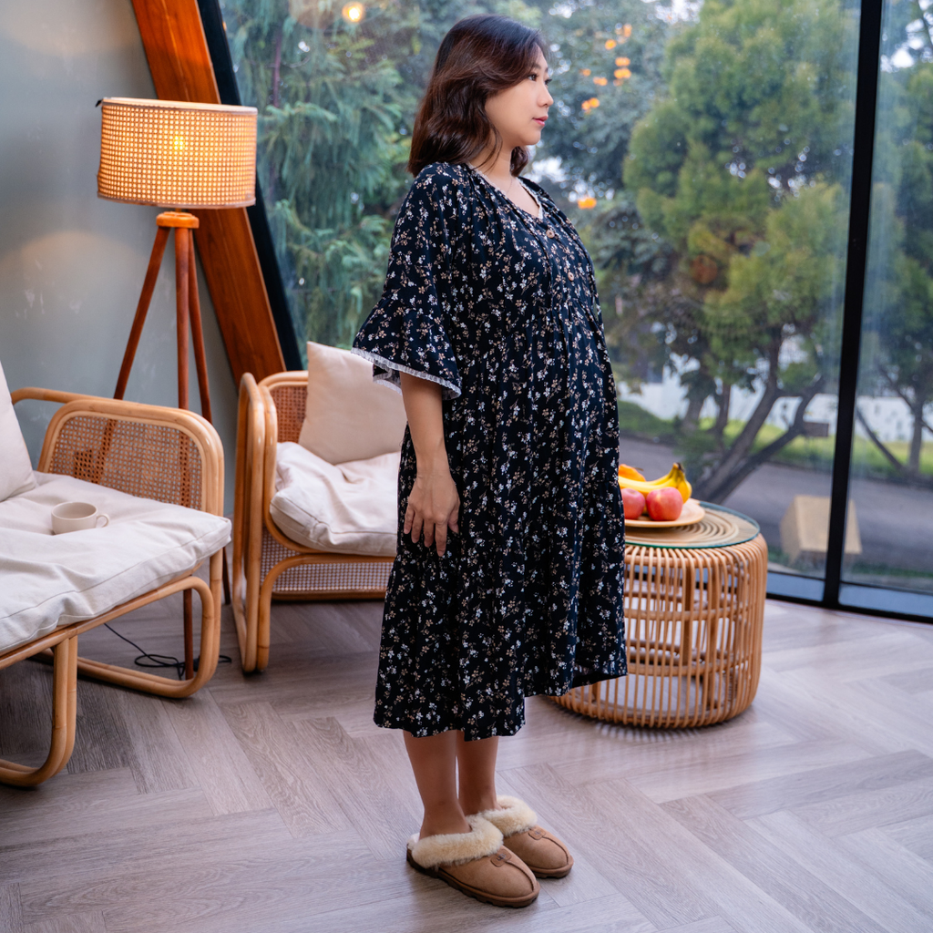 Mieko Nursing Lounge Dress in Midnight Bloom