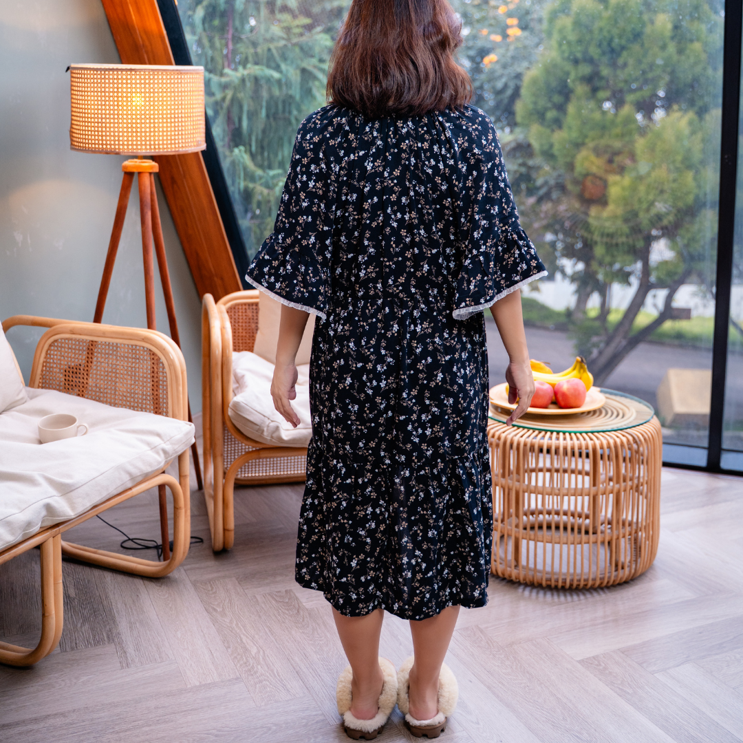 Mieko Nursing Lounge Dress in Midnight Bloom