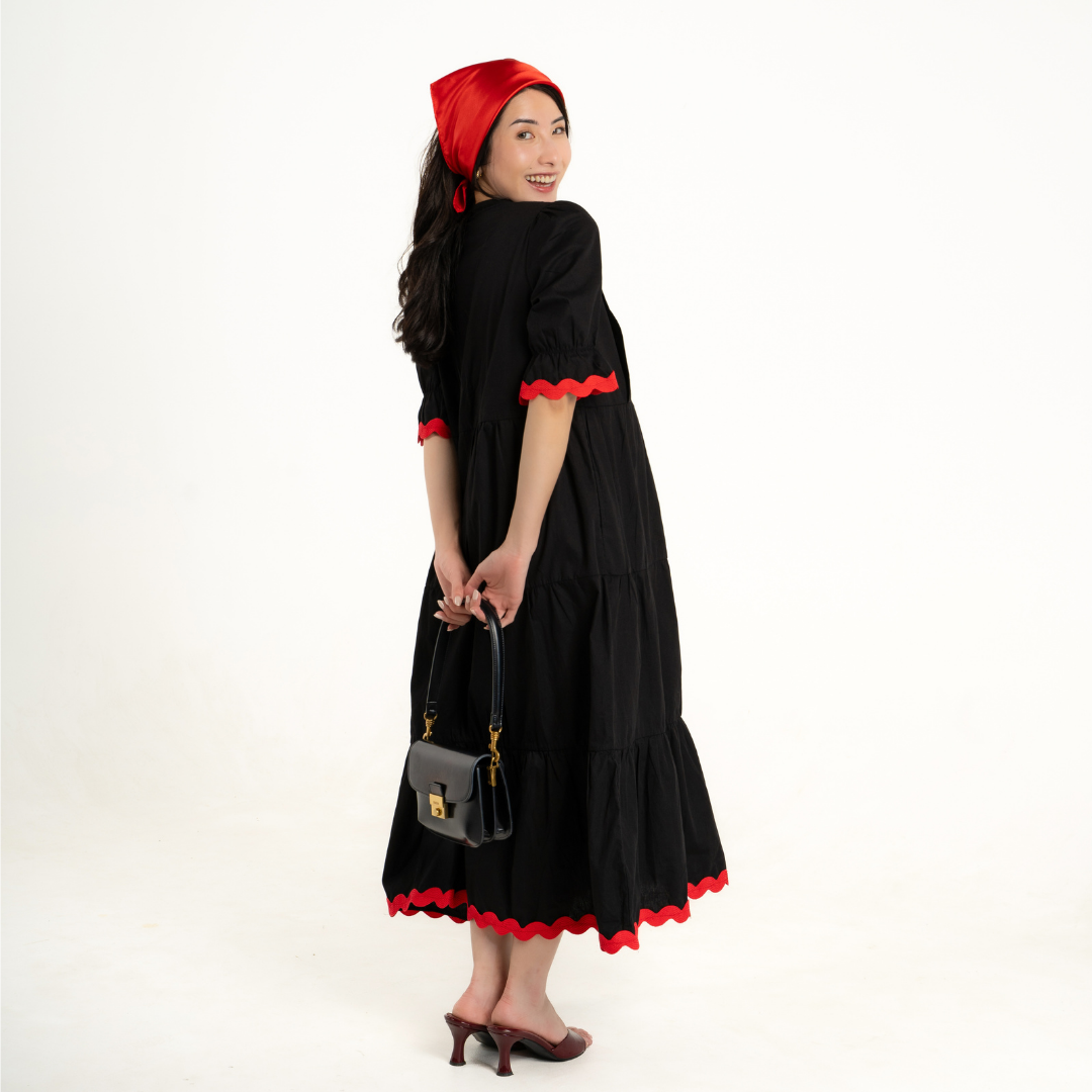 Rosabelle Signature Nursing & Maternity Dress in Deep Noir