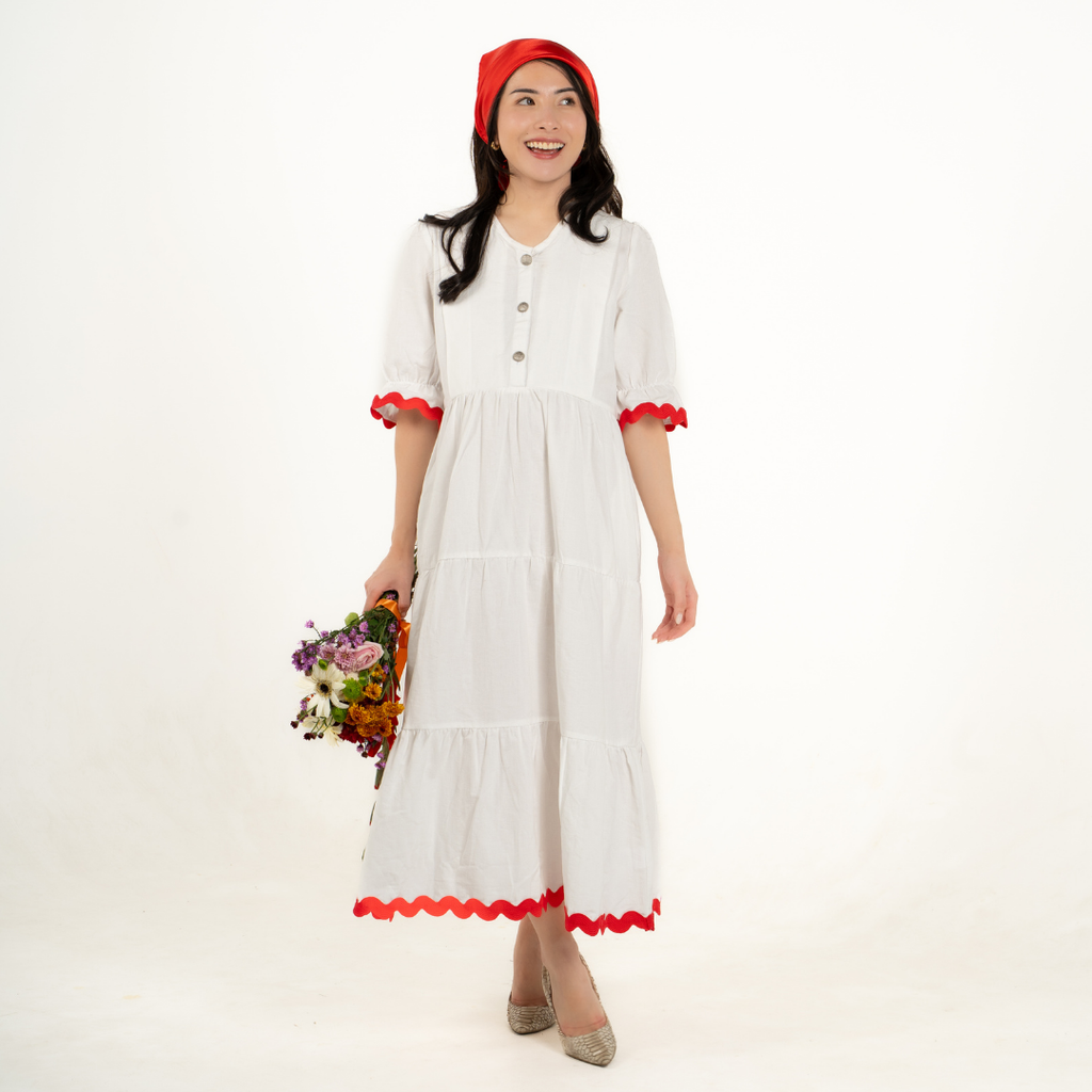 Rosabelle Signature Nursing & Maternity Dress in Cloud White