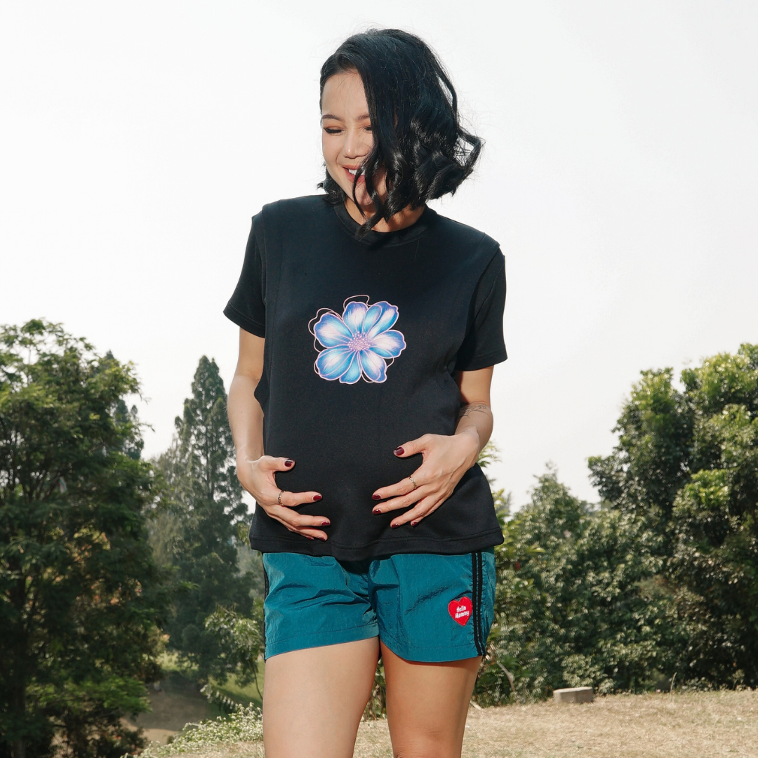 Bloom Nursing Tee in Midnight Black