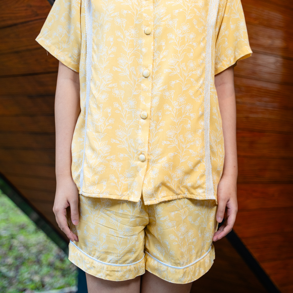 Nitsuki Nursing Pajama Set in Golden Bloom