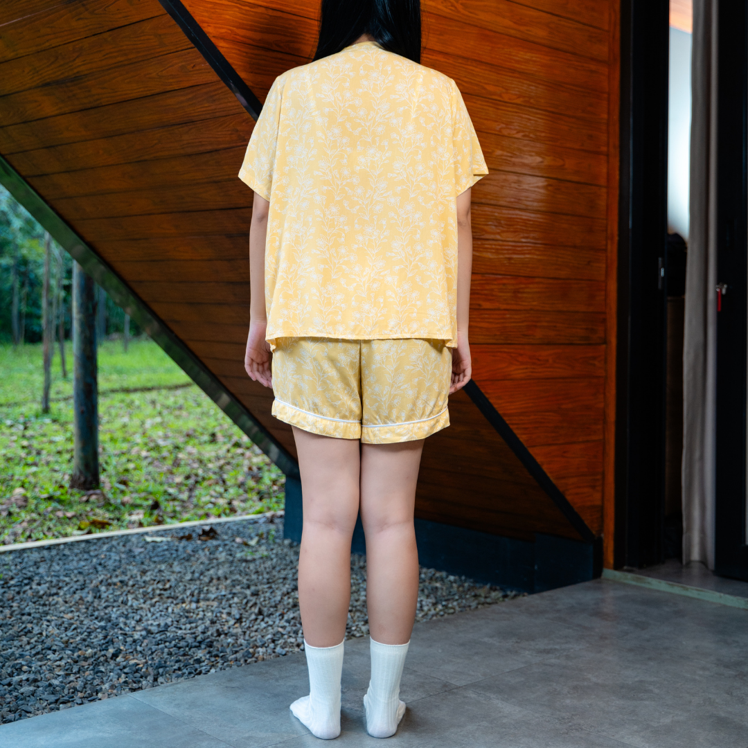 Nitsuki Nursing Pajama Set in Golden Bloom