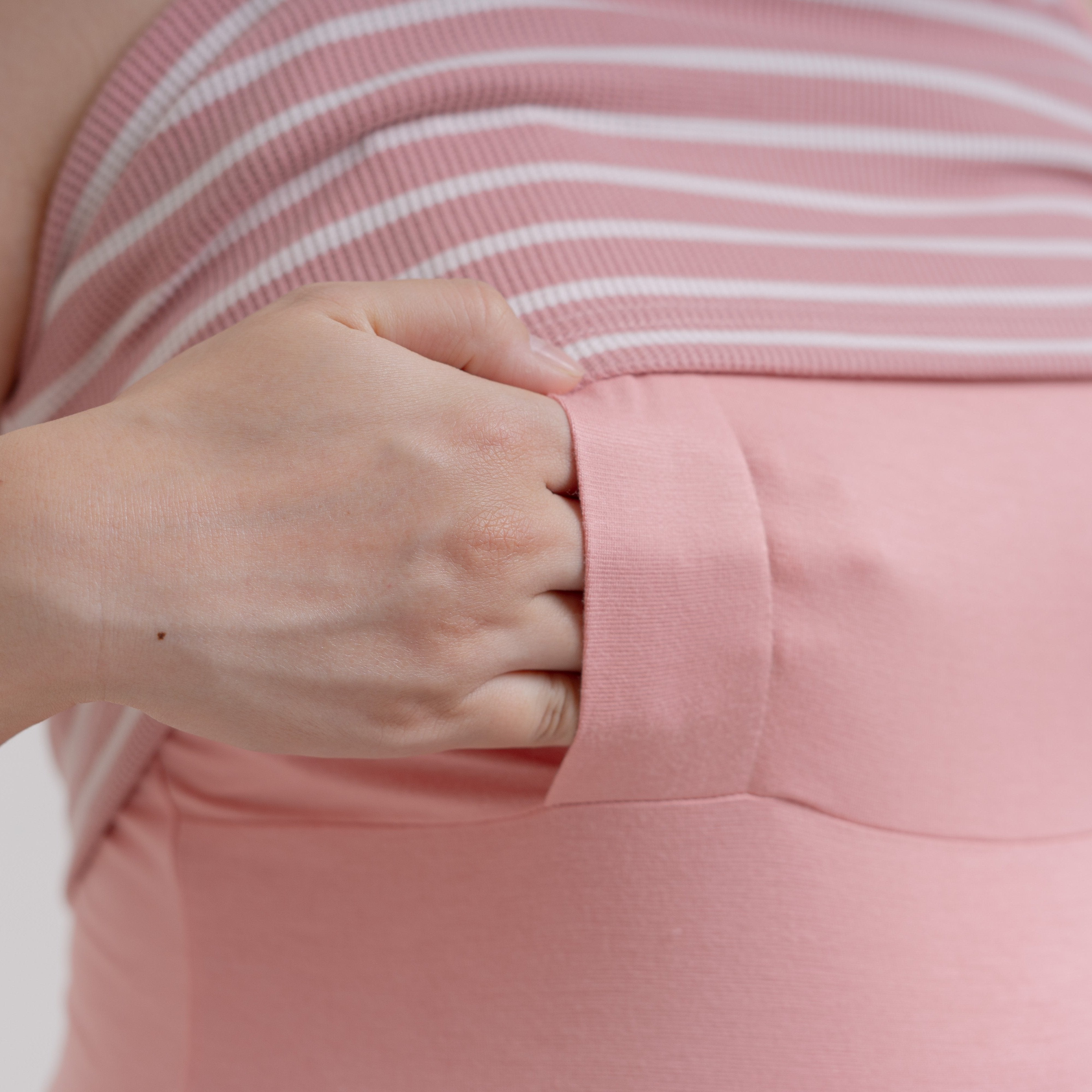 Linnea Nursing Dress in Blush Pink