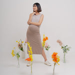 Muat gambar ke penampil Galeri, Linnea Nursing Dress in Nude
