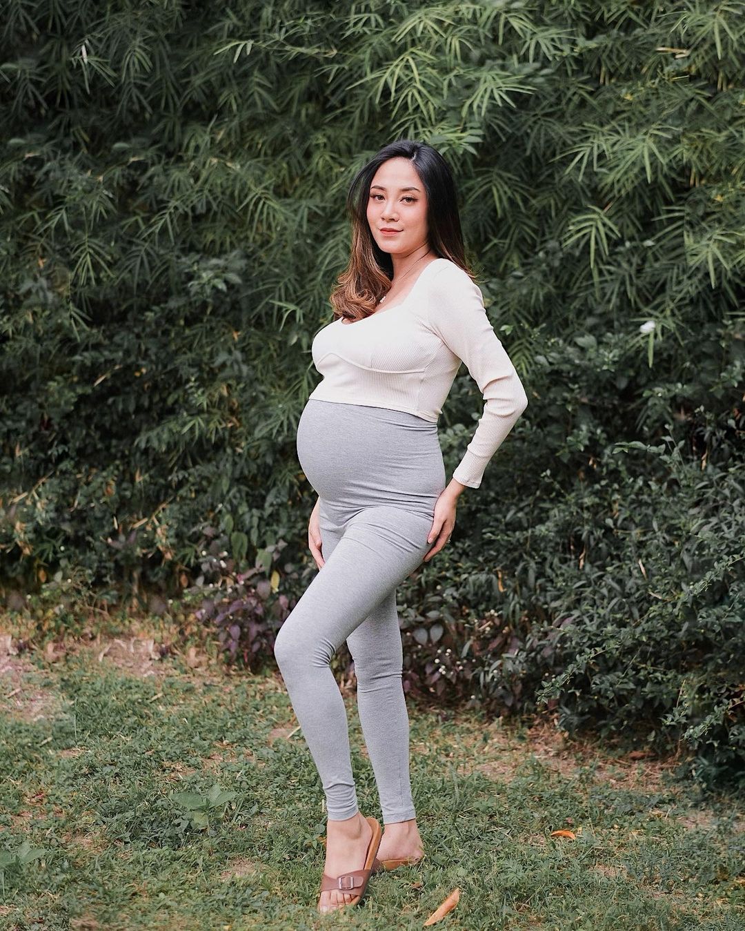 Cora maternity legging in Misty
