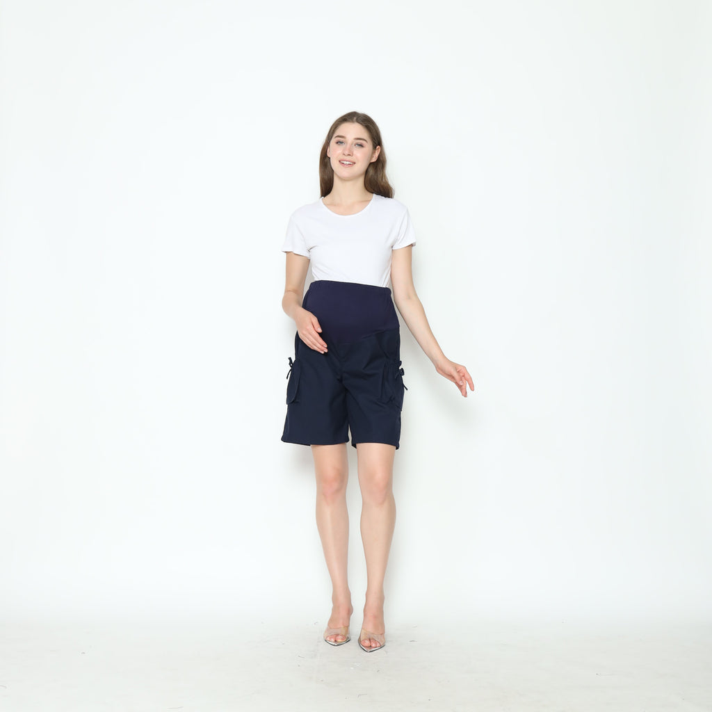 Alice Mid-Rise Shorts in Navy