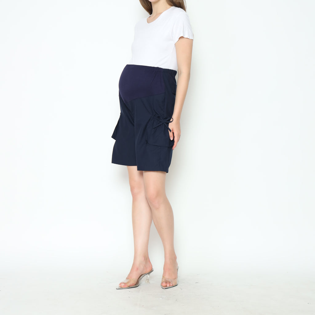 Alice Mid-Rise Shorts in Navy
