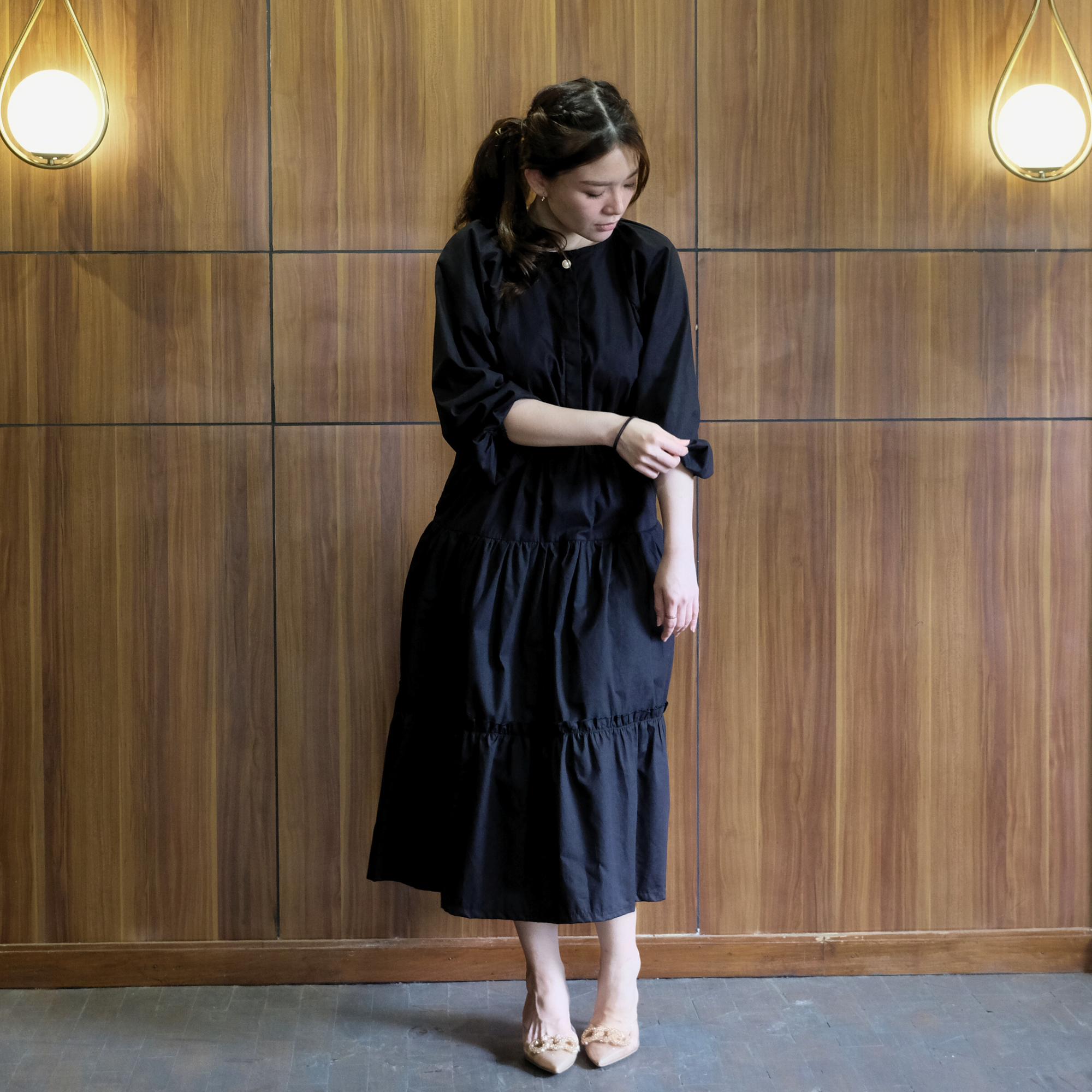 Chayara Ruffle Midi Dress in Black