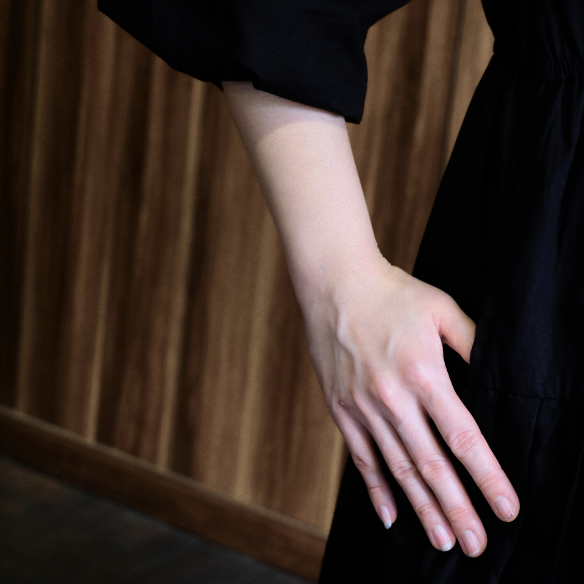 Chayara Ruffle Midi Dress in Black