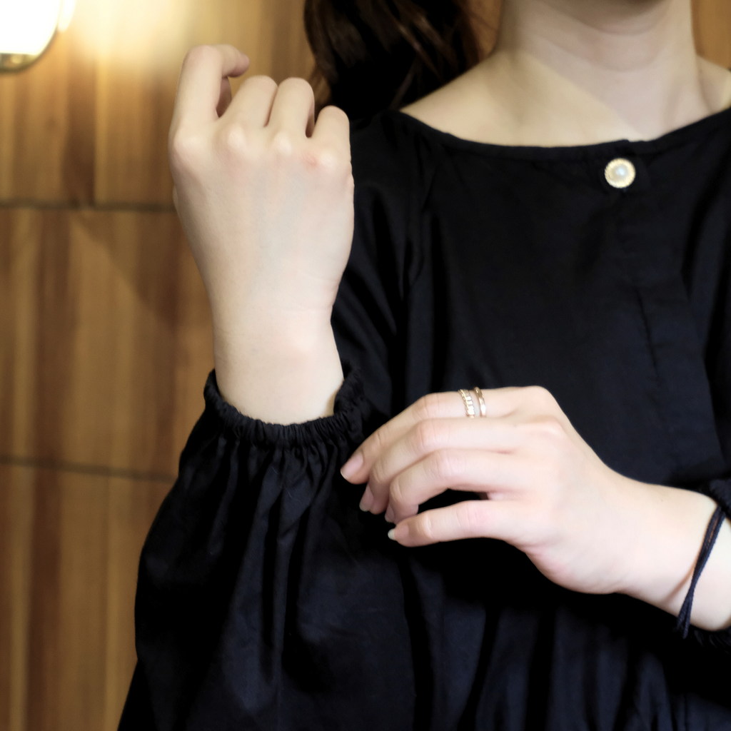 Chayara Ruffle Midi Dress in Black