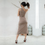 Muat gambar ke penampil Galeri, Giana Bodyfitted Dress in Cognac
