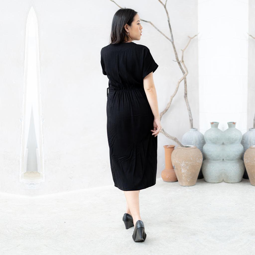 Kanna Nursing Dress in Black