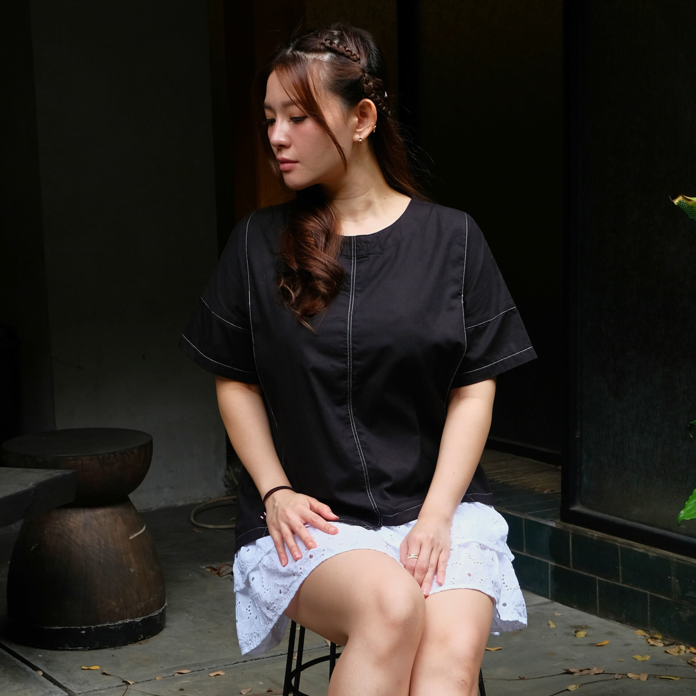 Mari Nursing Panel Top in Black