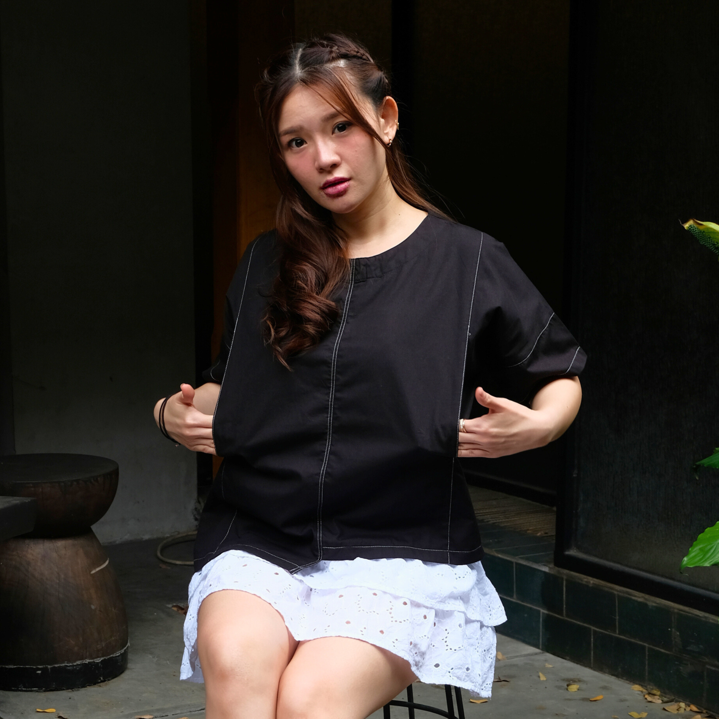 Mari Nursing Panel Top in Black