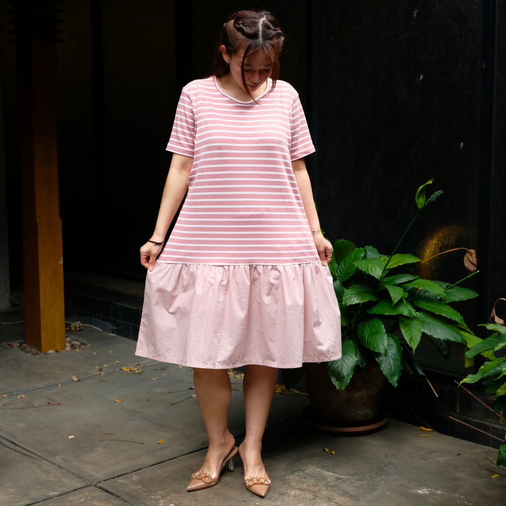 Oiva Nursing Dress in Blush Pink