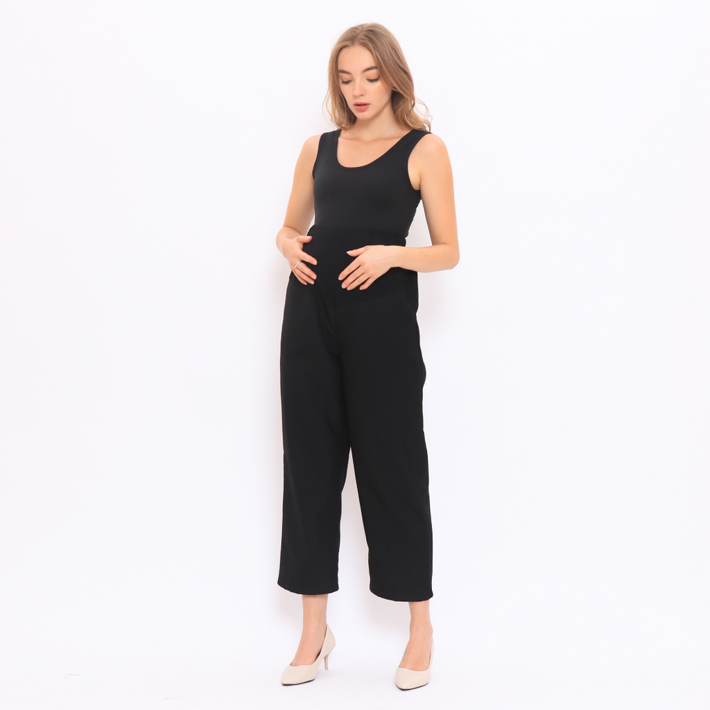 Marion straight leg Pants in Black